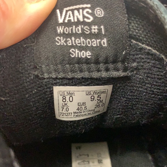 Vans high top old skool skateboard shoes. - Picture 6 of 7